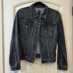 Dark denim Gap Jean jacket